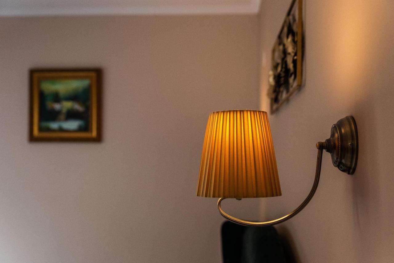 Dallure House Boutique Брашов Экстерьер фото