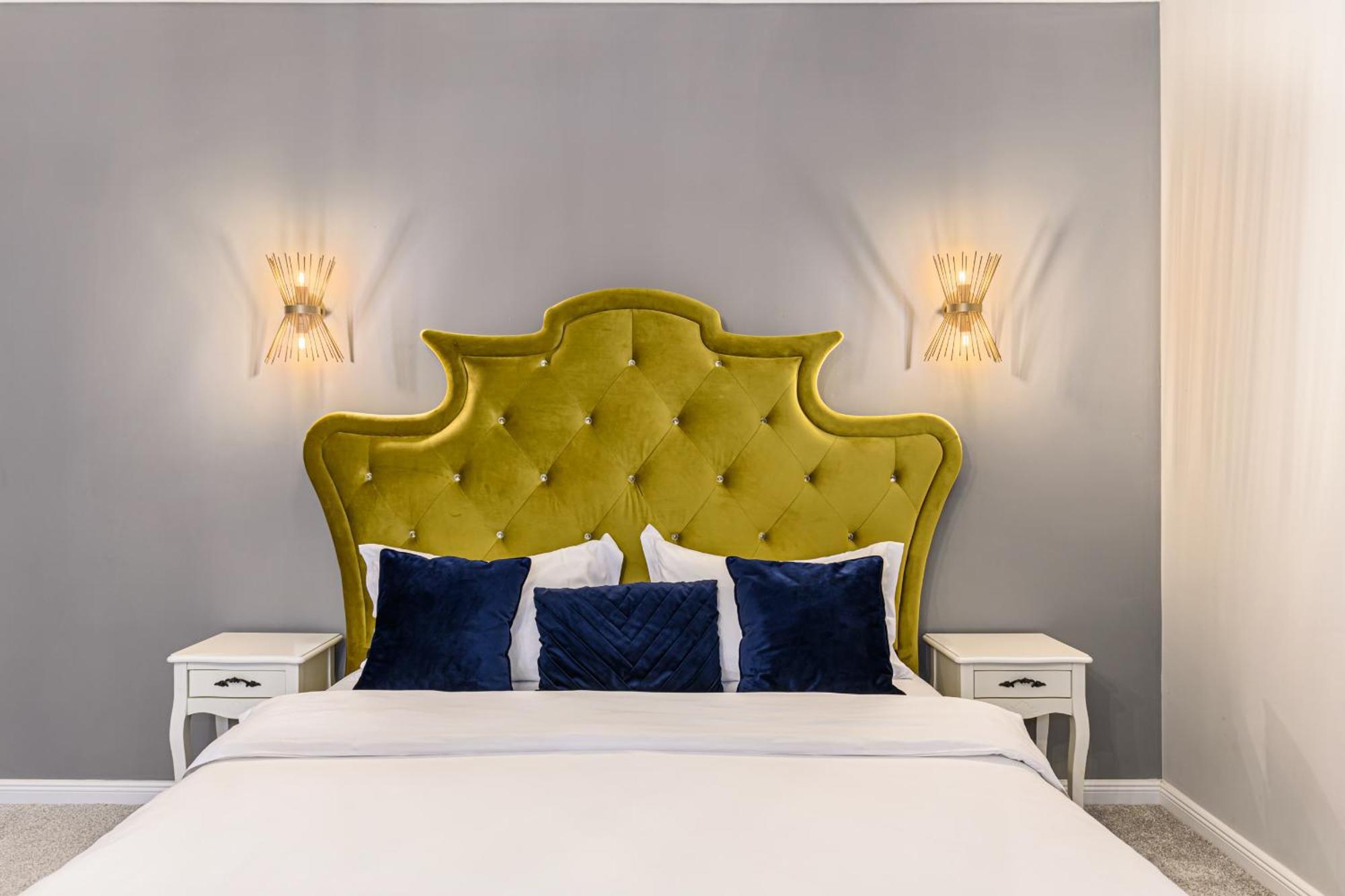 Dallure House Boutique Брашов Экстерьер фото